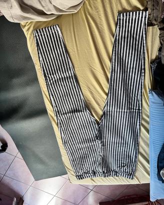 Pantaloni a righe taglia 44