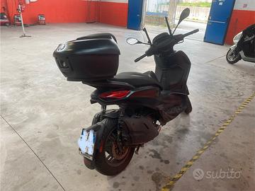 Piaggio beverly 400 hpe