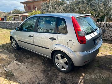 Ford Fiesta 2002