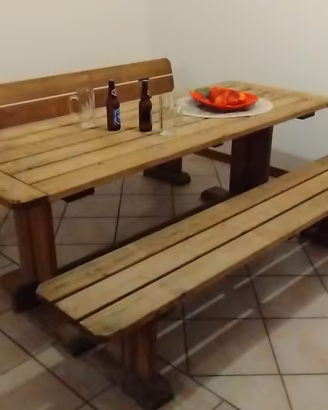Tavolo panche da giardino