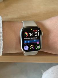 Apple Watch Series 8