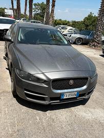 Jagar XE-XF 2.0 d 180 cv anno 2015