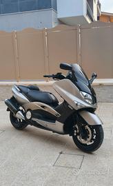 YAMAHA TMAX 500