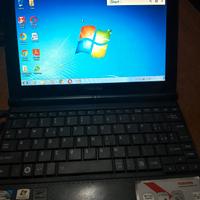 portatile Toshiba con borsa 