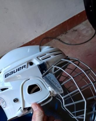 Hockey su ghiaccio abbigliamento completo