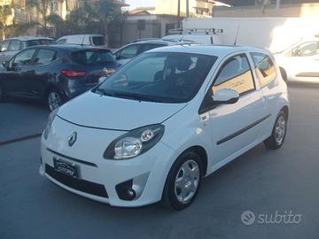Renault Twingo 1.2 16V Live - 2012