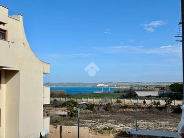 2 LOCALI A GALLIPOLI