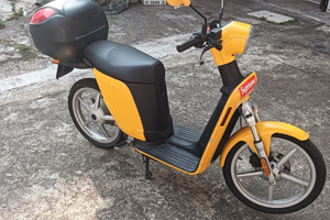 Scooter Askoll 50cc elettrico
