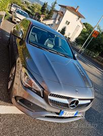 Mercedes cla 200 4 matic
