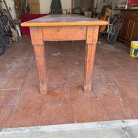 tavolo in LARICE massiccio