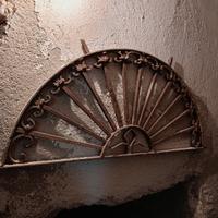   n'2 sopraporta in ferro 