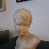 busto di bambino marmo vintage