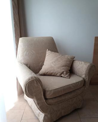 Poltrona classica con cuscino sfoderabile lavabile