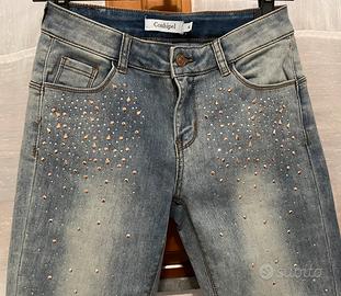 Jeans  con strasss bianchi e rosa