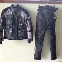 abbigliamento moto donna 