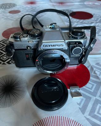 Macchina fotografica Olympus OM10 vintage