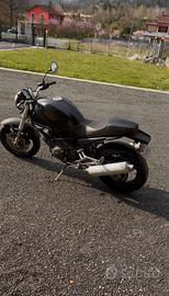 Ducati monster 600 dark