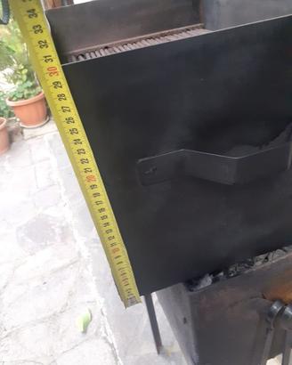 Fornacetta  in ferro a carbonella carbone