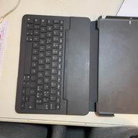 Cover logitech con tastiera iPad 9