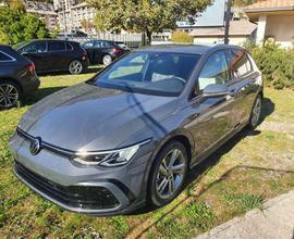 VOLKSWAGEN Golf 1.5 TSI R-Line Km0