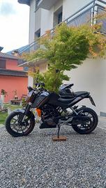 KTM DUKE 125