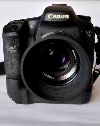 Canon EOS d7 + Carl Zeiss planar