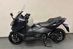 Yamaha T Max 560
