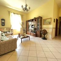 Appartamento a Napoli Via Diocleziano 4 locali