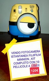 Fotocamera istantanea Fujifilm Minion