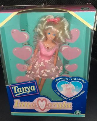 Bambola vintage anni 90 doll girl Tanya innamorata