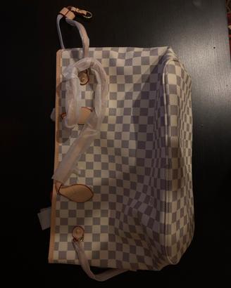 Borsa Luois Vuitton White.
