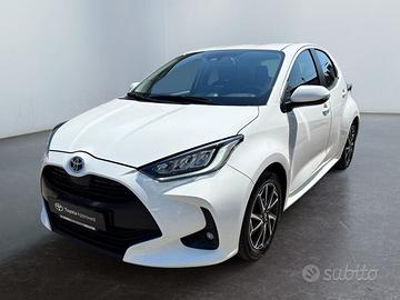 Toyota Yaris Hybrid Trend MY22
