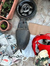 Aprilia sr 50cc(75) leggere  bene