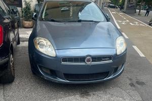 Macchina fiat bravo