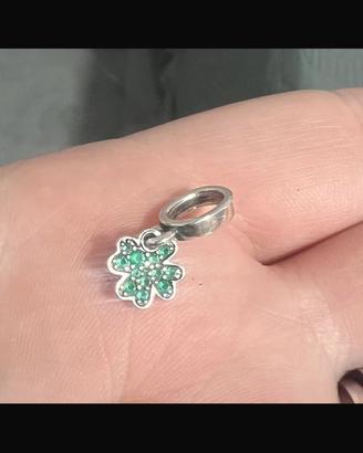 Charm Pandora