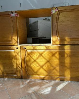 Cucina completa in legno