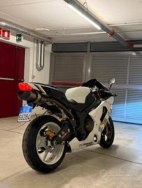 Kawasaki Ninja zx6r 636 2005 kittatissima