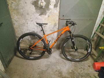 Trek Superfly 5 