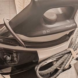 Ferro da stiro Rowenta DG8520 alta gamma. 