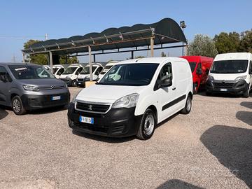 Peugeot PARTNER 1.6 BLUEHDi 75 CV PRO L1