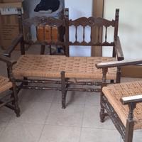Salottino vintage in legno massello con paglia