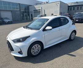 Toyota Yaris 1.0 5 porte Active IVA ESPOSTA C...