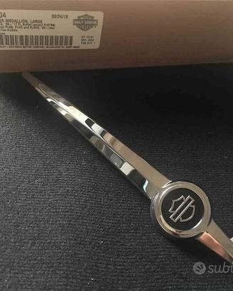 Medaglione parafango anteriore Fregio HD 91195-04