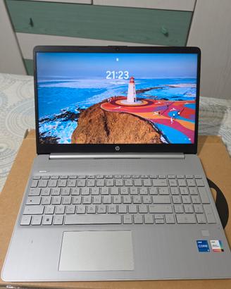 HP Laptop 15s-fq5022nl | Intel i5-1235U
