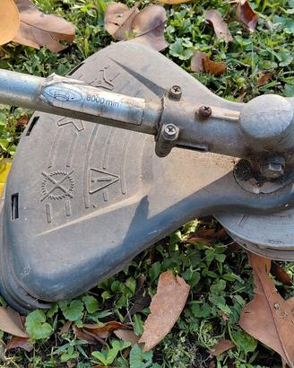 Decespugliatore STIGA SB22