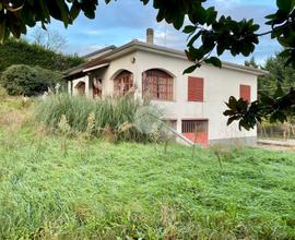 VILLA SINGOLA A ROCCA D'ARAZZO