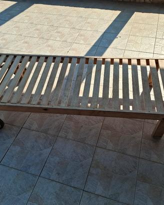 lettino in legno 