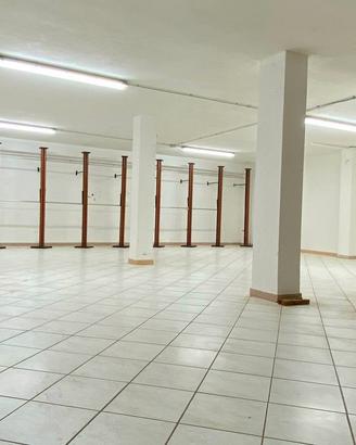 Via Meridda MAGAZZINO - BOX RIBASSATO