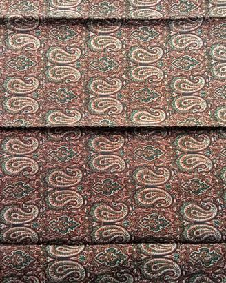 La bellezza della tradizione nei fili del Termeh