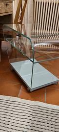 Tavolino in cristallo 